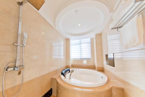 Imagen general del Hotel Emeishan Heng Mai. Foto 4