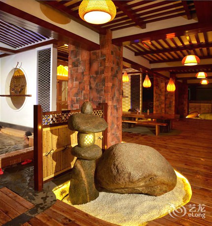 Imagen de los interiores del Hotel Emeishan Huasheng Hotel. Foto 15