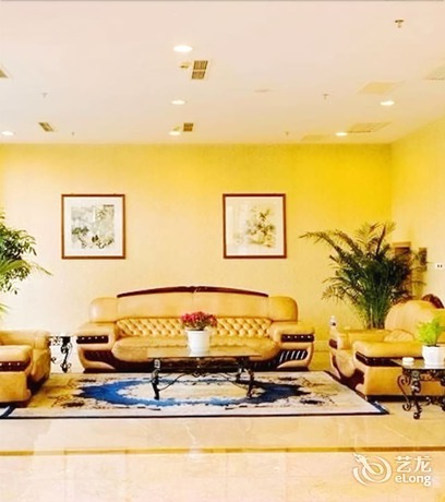 Imagen de los interiores del Hotel Emeishan Huasheng Hotel. Foto 18