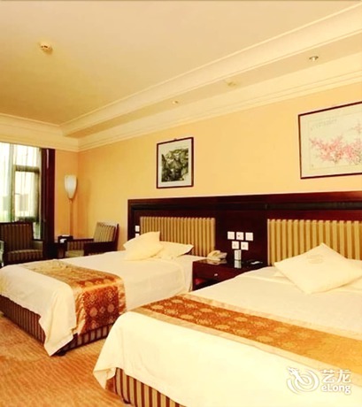 Imagen de la habitación del Hotel Emeishan Huasheng Hotel. Foto 13