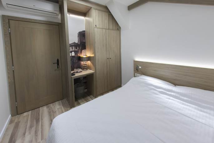 Imagen de la habitación del Hotel Emen. Foto 2