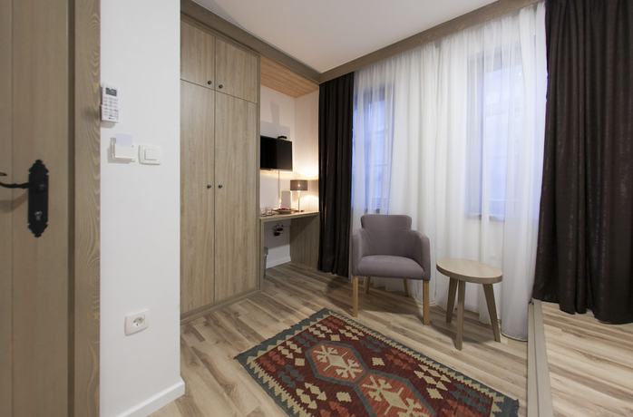 Imagen de la habitación del Hotel Emen. Foto 4