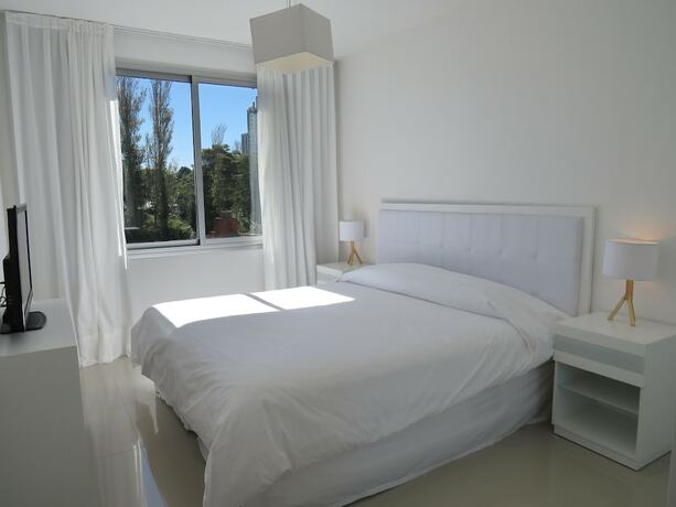 Imagen general del Hotel Emerald Apartments. Foto 2