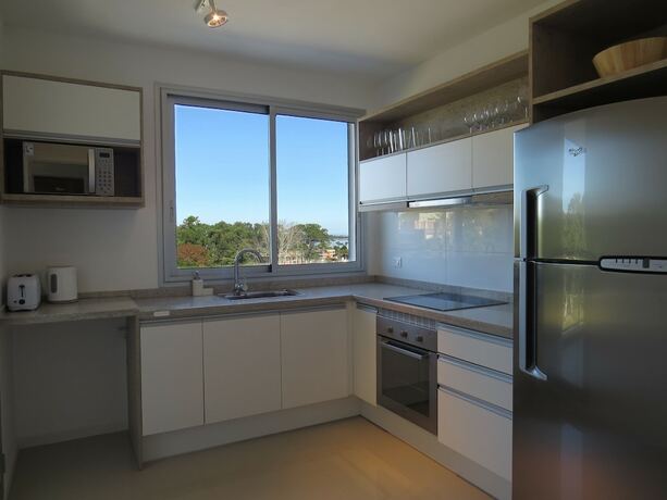 Imagen general del Hotel Emerald Apartments. Foto 4
