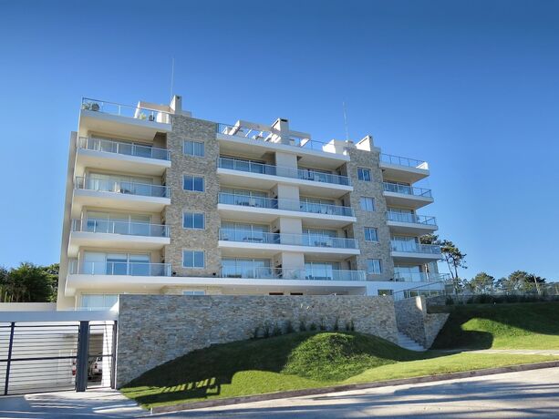 Imagen general del Hotel Emerald Apartments. Foto 9