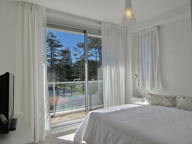 Imagen general del Hotel Emerald Apartments. Foto 10
