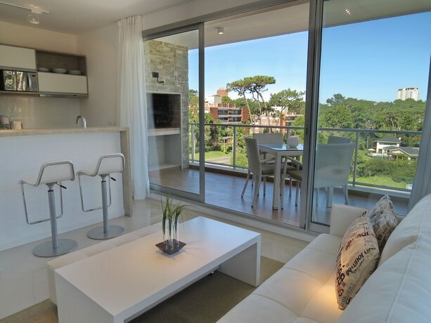 Imagen general del Hotel Emerald Apartments. Foto 15