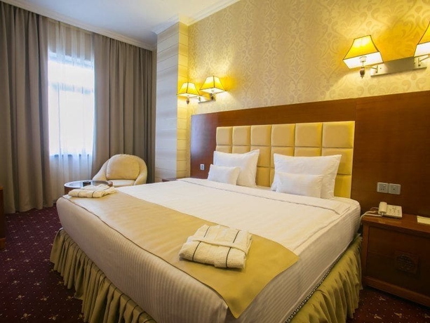 Imagen de la habitación del Hotel Emerald, Baku. Foto 3