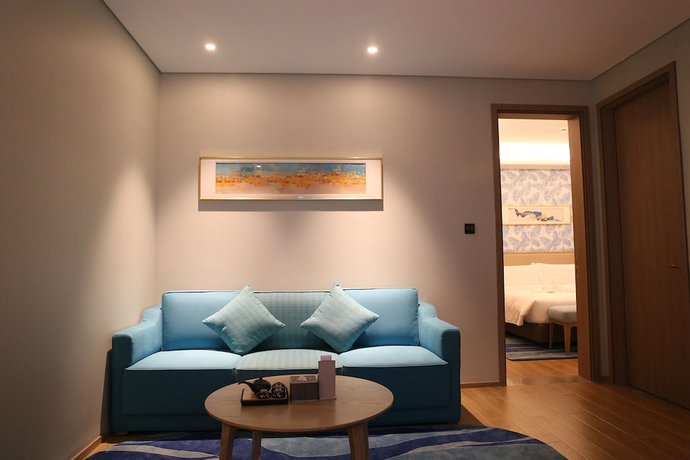 Imagen de la habitación del Hotel Emerald Bay Fuxian Lake. Foto 11