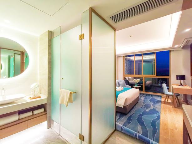 Imagen de la habitación del Hotel Emerald Bay Fuxian Lake. Foto 15