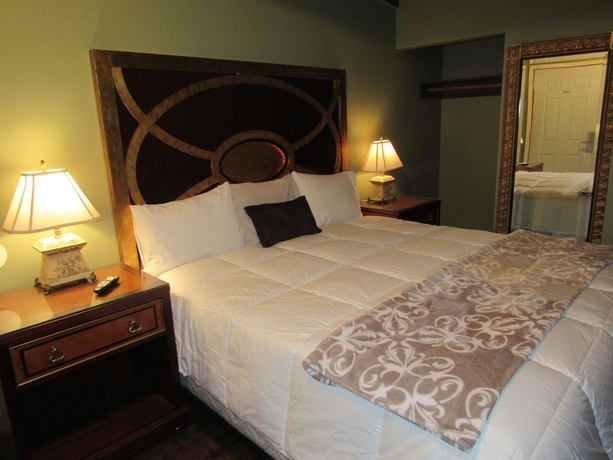 Imagen de la habitación del Hotel Emerald Bay Lodge. Foto 6