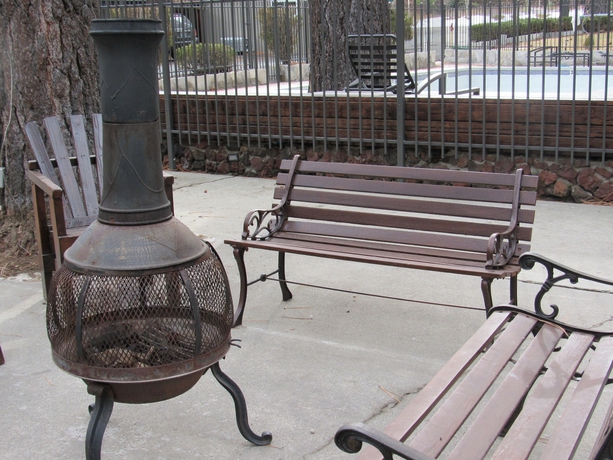 Imagen de los exteriores del Hotel Emerald Bay Lodge. Foto 14