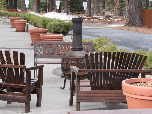 Imagen de los exteriores del Hotel Emerald Bay Lodge. Foto 16