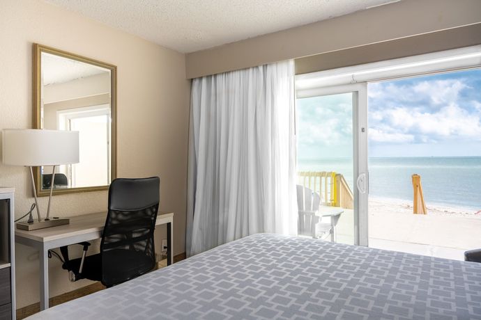 Imagen de la habitación del Hotel Emerald Beach. Foto 4