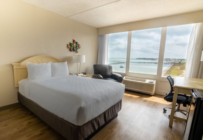 Imagen de la habitación del Hotel Emerald Beach. Foto 8