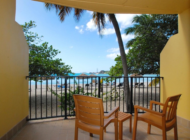 Imagen de la habitación del Hotel Emerald Beach Resort. Foto 9