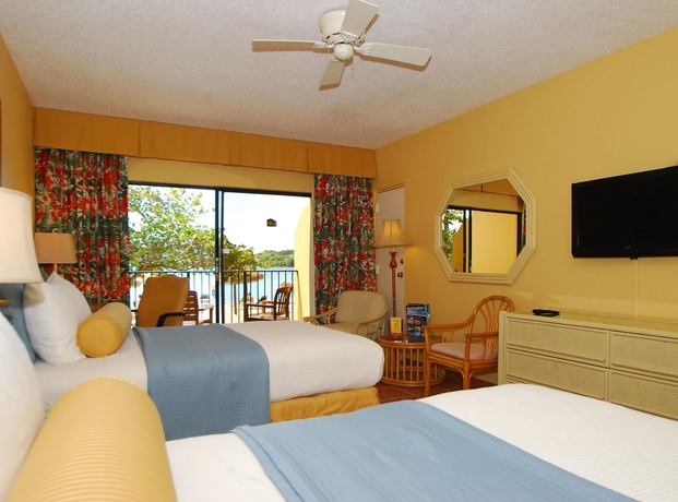 Imagen de la habitación del Hotel Emerald Beach Resort. Foto 10