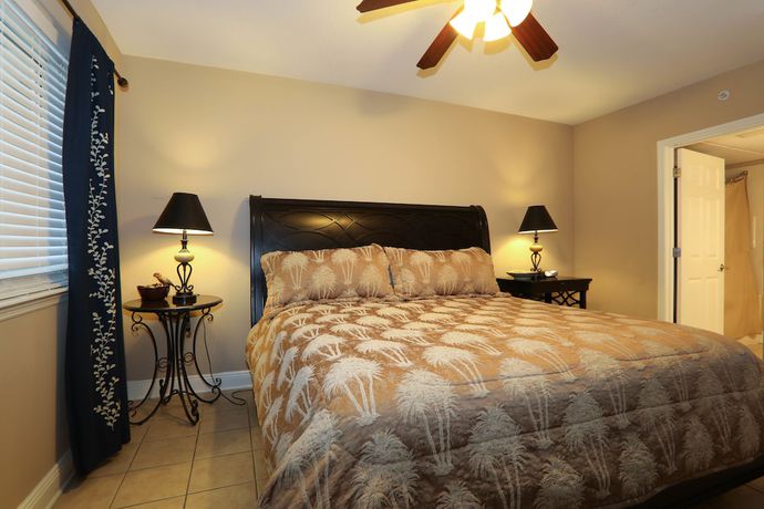 Imagen de la habitación del Hotel Emerald Beach Resort by Southern Vacation Rentals. Foto 16