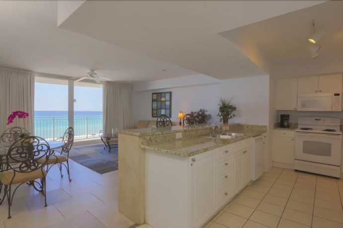 Imagen de la habitación del Hotel Emerald Beach Resort by Southern Vacation Rentals. Foto 17