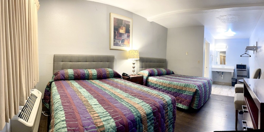 Imagen de la habitación del Hotel Emerald Best Motel Edmonds. Foto 8