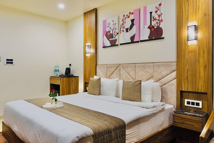 Imagen de la habitación del Hotel Emerald, Bhopal. Foto 3