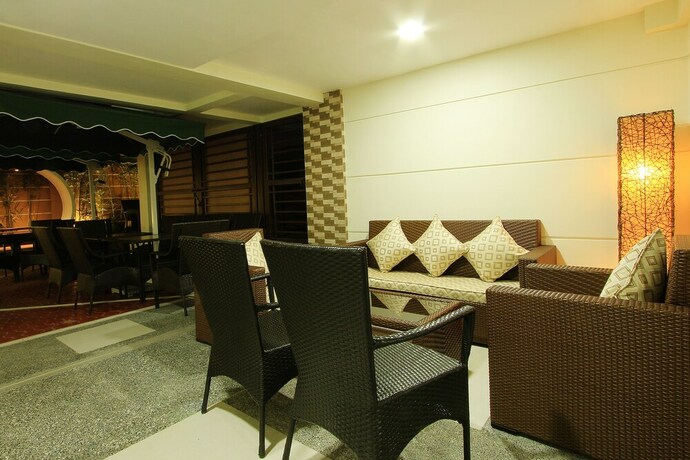 Imagen general del Hotel Emerald Boutique. Foto 1