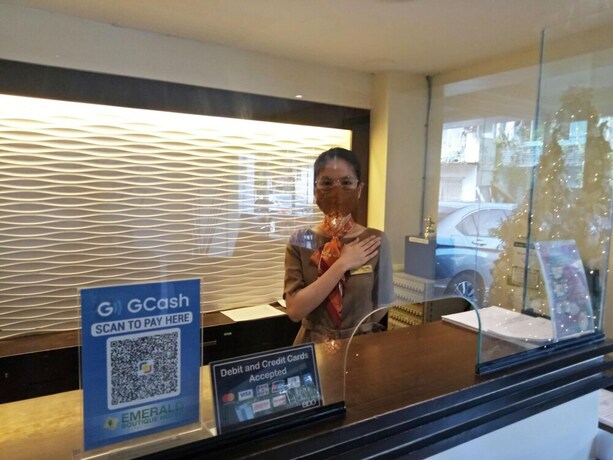 Imagen de los interiores del Hotel Emerald Boutique. Foto 39