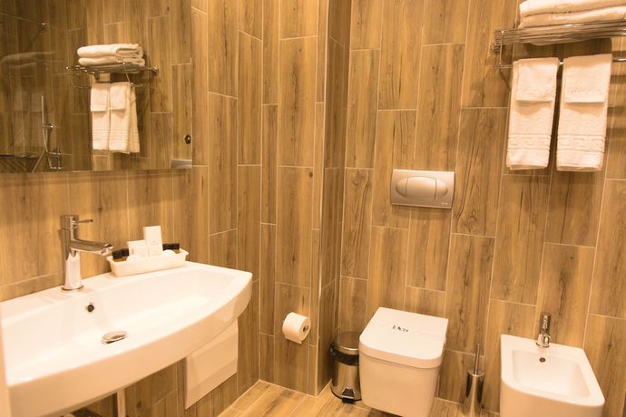 Imagen de la habitación del Hotel Emerald Boutique, Tirana. Foto 12