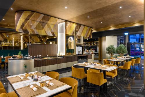 Imagen del bar/restaurante del Hotel Emerald, Budapest. Foto 3