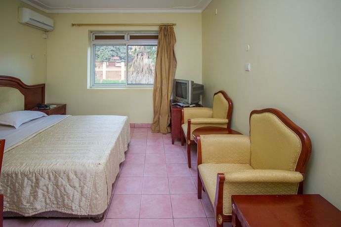 Imagen de la habitación del Hotel Emerald, Bwaise. Foto 10