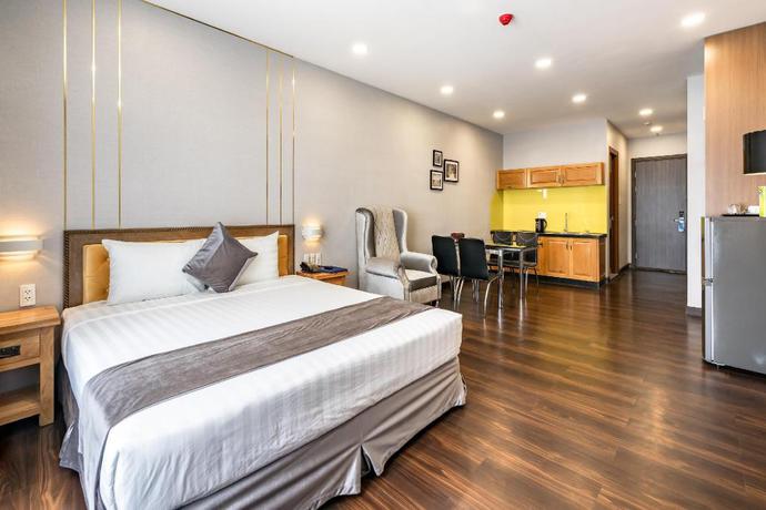 Imagen de la habitación del Hotel Emerald Central. Foto 8