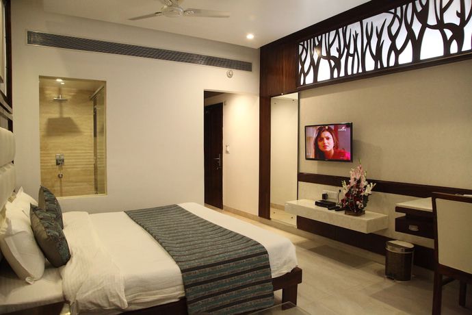 Imagen de la habitación del Hotel Emerald, Chandigarh. Foto 5