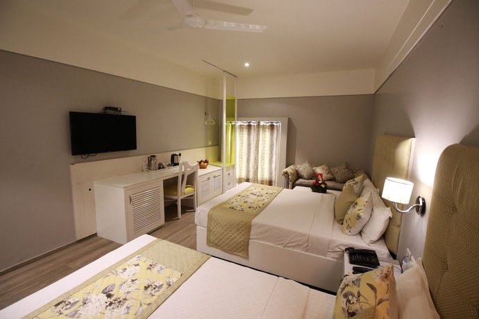 Imagen de la habitación del Hotel Emerald, Chandigarh. Foto 12