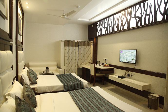 Imagen de la habitación del Hotel Emerald, Chandigarh. Foto 18