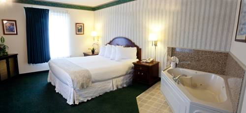 Imagen general del Hotel Emerald Dolphin Inn and Mini Golf. Foto 1