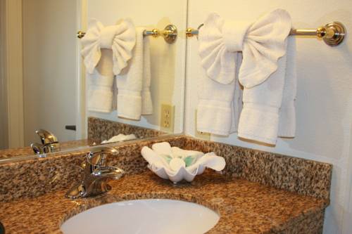 Imagen de la habitación del Hotel Emerald Dolphin Inn and Mini Golf. Foto 5
