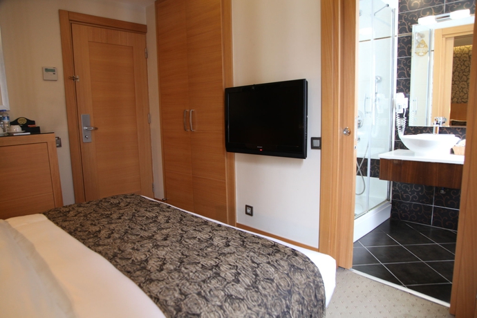 Imagen de la habitación del Hotel Emerald, Estambul. Foto 10