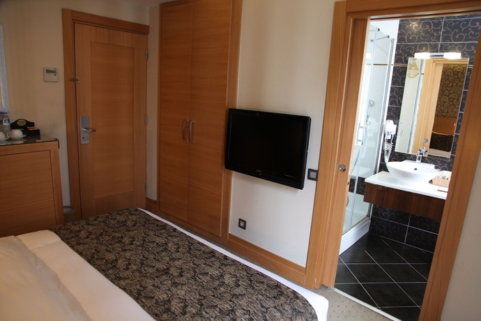 Imagen de la habitación del Hotel Emerald, Estambul. Foto 12