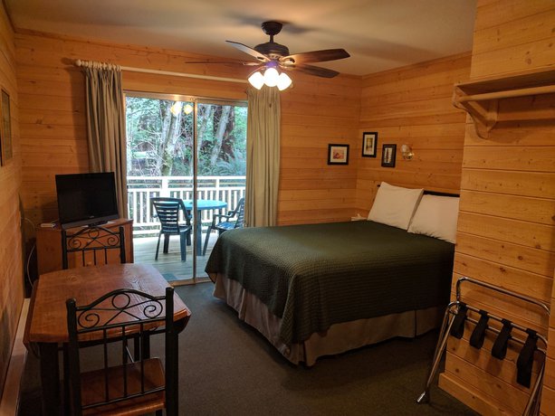 Imagen de la habitación del Hotel Emerald Forest Cabins. Foto 2