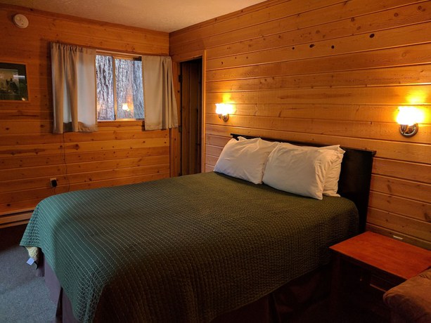 Imagen de la habitación del Hotel Emerald Forest Cabins. Foto 16