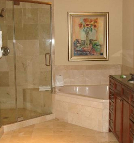 Imagen de la habitación del Hotel Emerald Grande Vacation Resort By Resort Stay. Foto 3