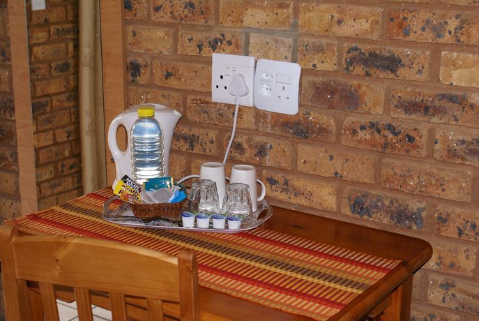 Imagen de los exteriores del Hotel Emerald Guesthouse. Foto 14