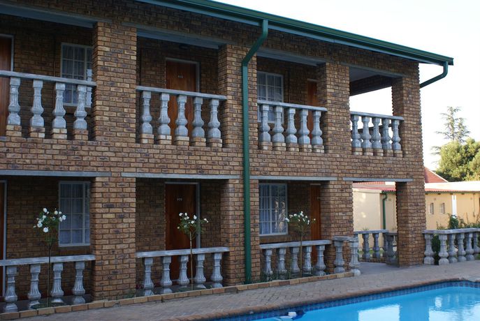 Imagen de la habitación del Hotel Emerald Guesthouse. Foto 13