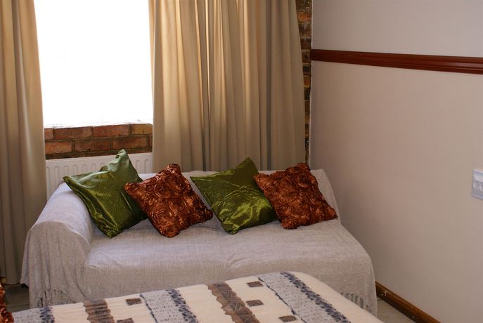 Imagen de los interiores del Hotel Emerald Guesthouse. Foto 16