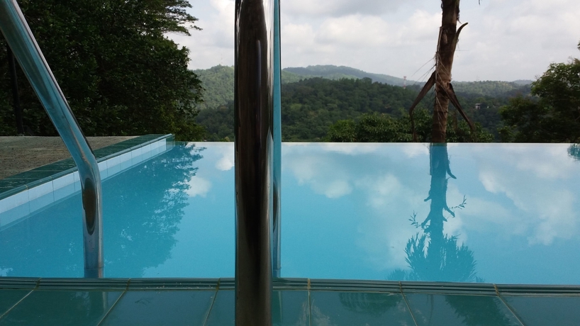 Imagen de la piscina del Hotel Emerald Hill. Foto 18