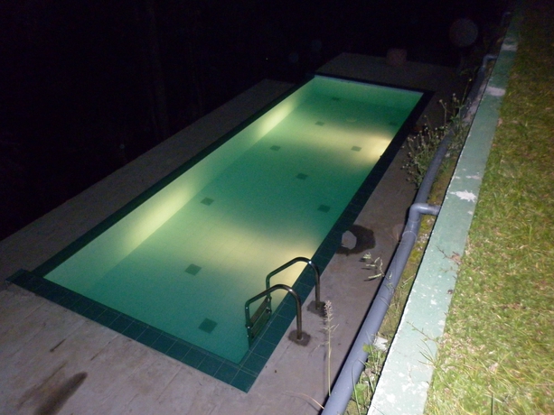 Imagen de la piscina del Hotel Emerald Hill. Foto 19