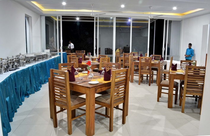 Imagen del bar/restaurante del Hotel Emerald Hill. Foto 4