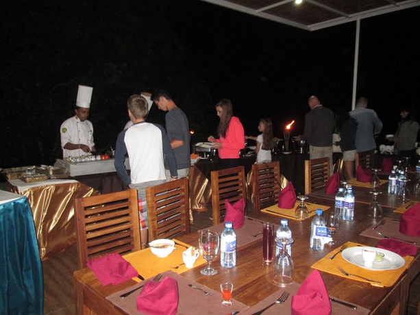 Imagen del bar/restaurante del Hotel Emerald Hill. Foto 7