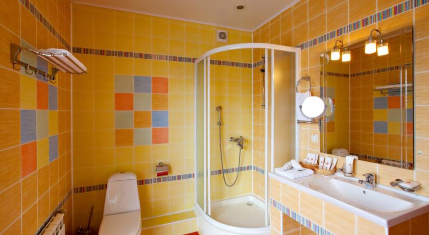 Imagen general del Hotel Emerald Hotel. Foto 4