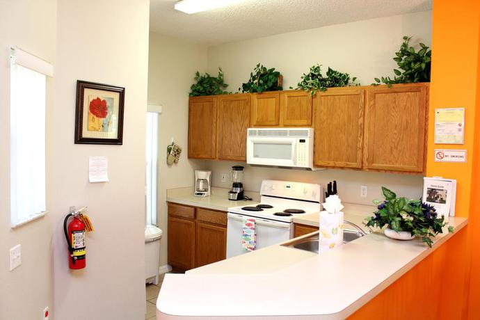 Imagen de la habitación del Hotel Emerald Island Resort, Orlando. Foto 6
